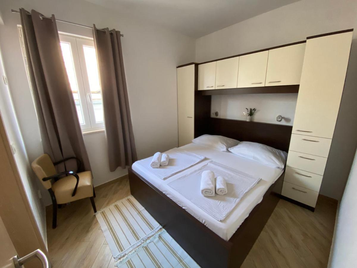 Apartments Nautica Novi Vinodolski Esterno foto